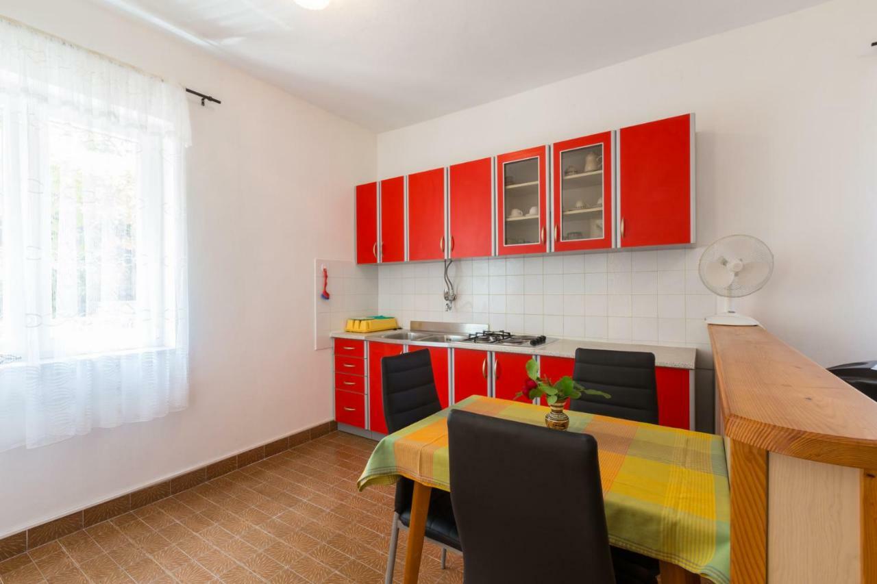 Apartmani Gordana Mali Losinj Exterior photo