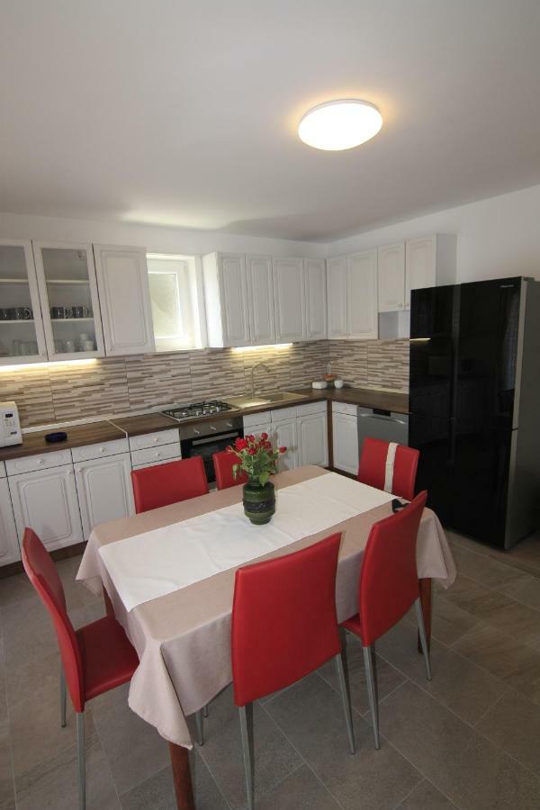 Apartmani Gordana Mali Losinj Exterior photo